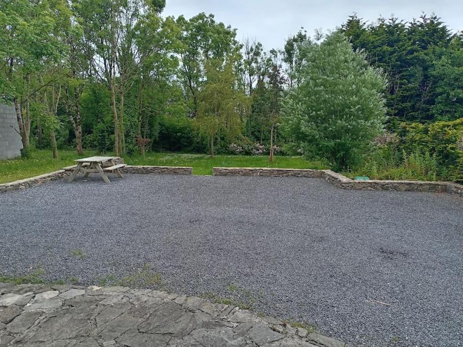 Conveniently Located House To Enjoy All Of Kerry トラリー エクステリア 写真